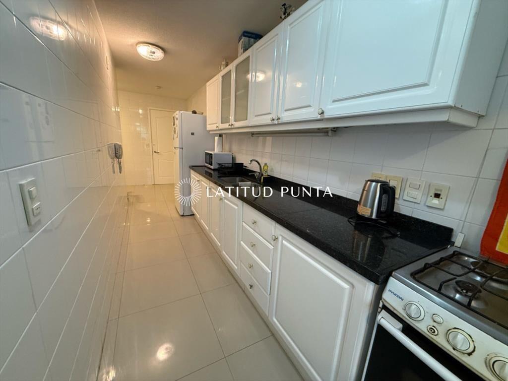 Apartamento en Mansa, 3 dormitorios más