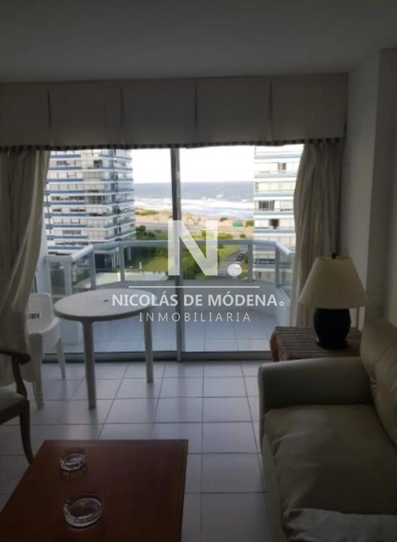 Apartamento en venta a cuadras del mar