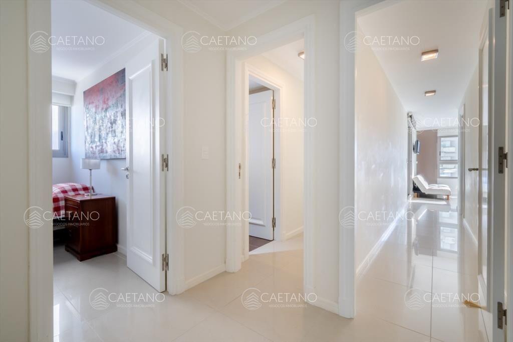 Venta apartamento 4 dormitorios. Playa brava, del