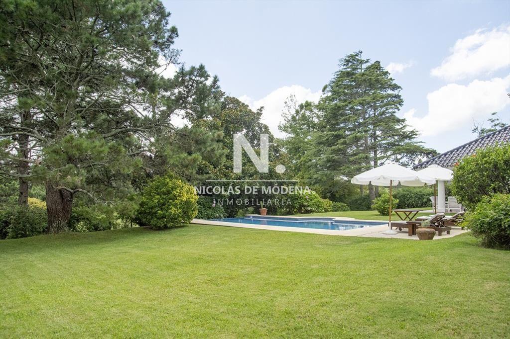 Espectacular casa en ubicacion privilegiada al