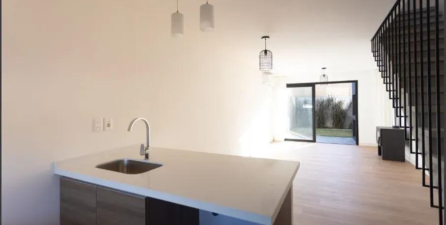 Venta Casa 2 dormitorios con jardín, parrillero y amenities