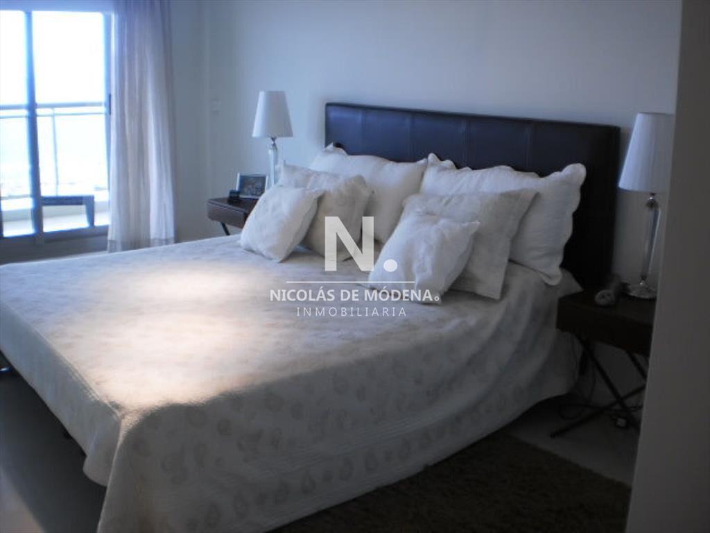 Apartamento en Playa Brava, Torre Impaeriale