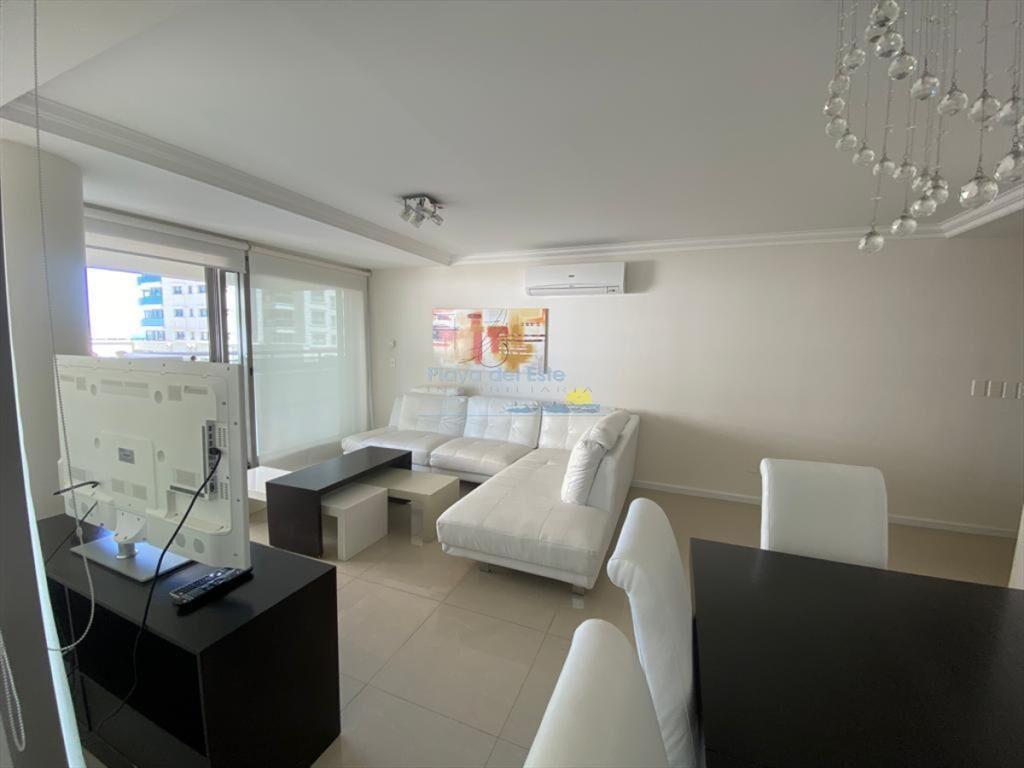 Apartamento en Alquiler de 2 dormitorios en Punta