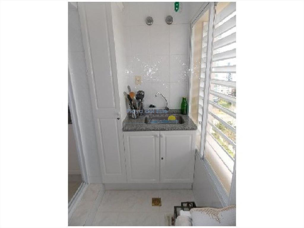 Apartamento en Venta de 3 Dormitorios en Edificio