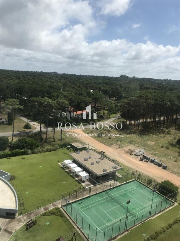 Apartamento en venta, Zona de Playa Brava.