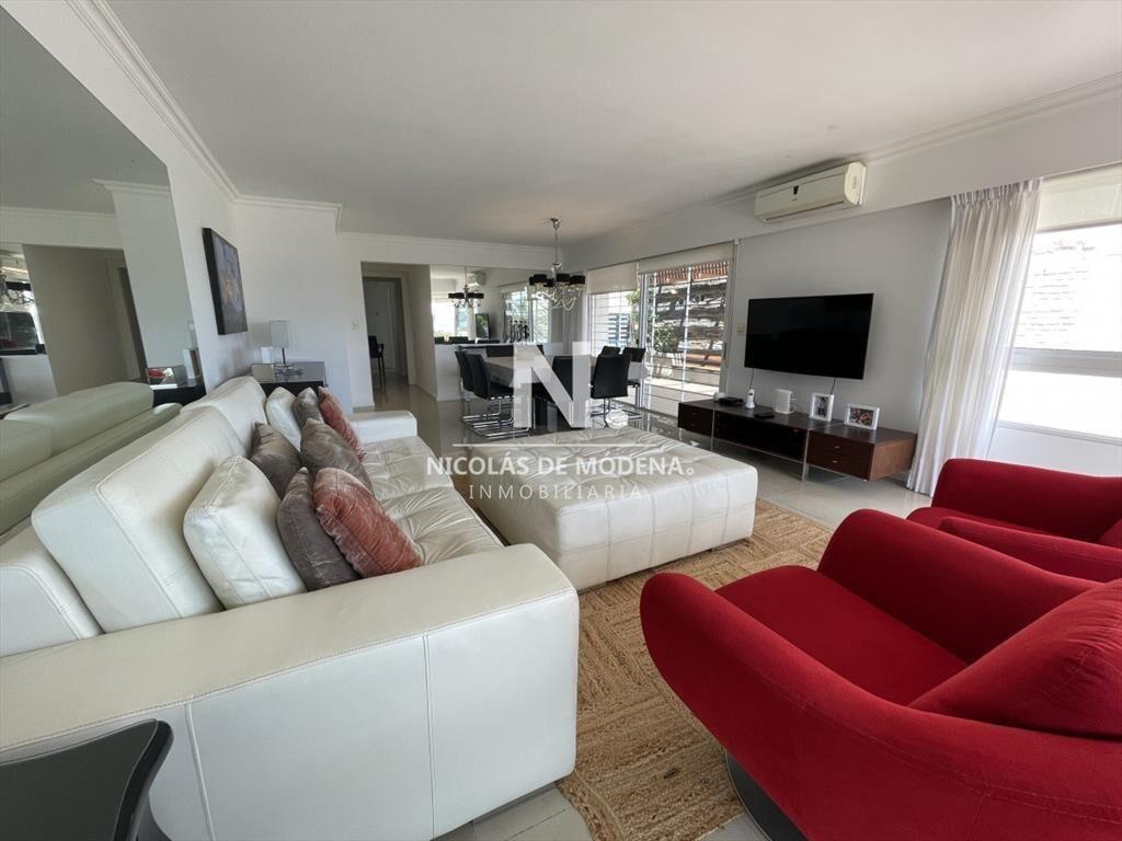 En venta apartamento en Peninsula de 3