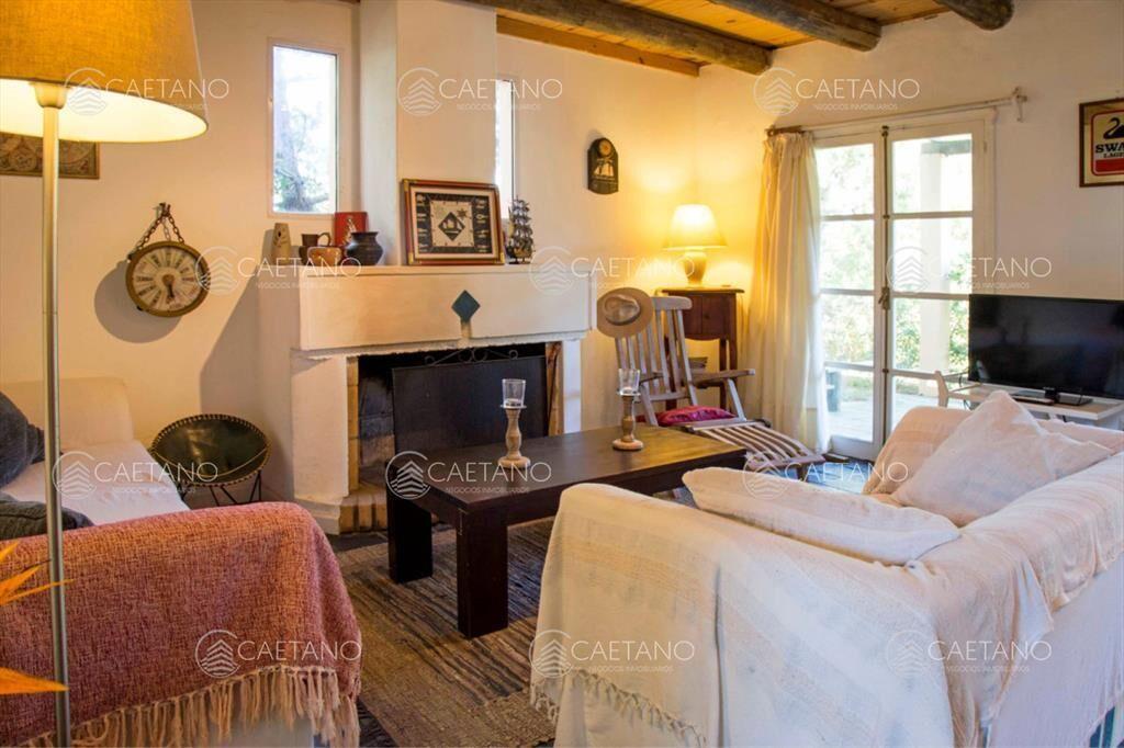 VENTA CASA 4 DORMITORIOS PUNTA BALLENA