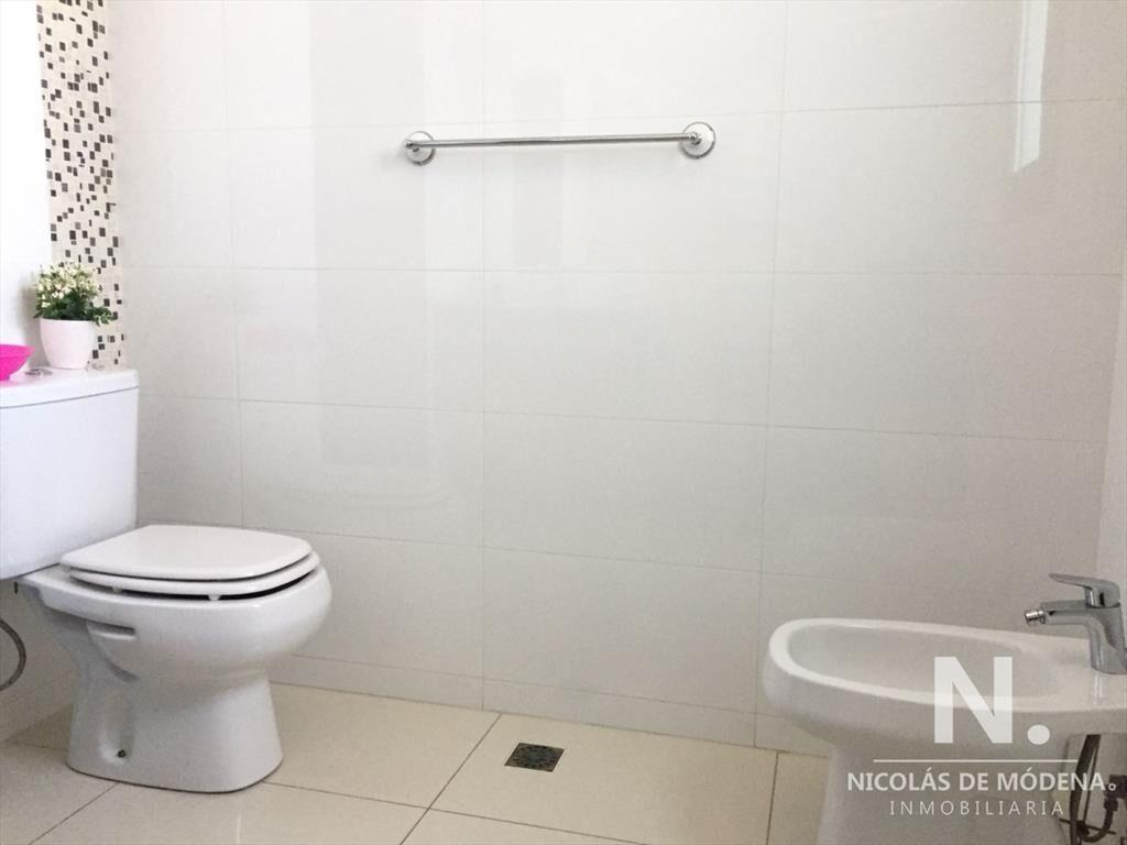 Hermoso apartamento en Roosevelt cerca de todo! 1 dormitori