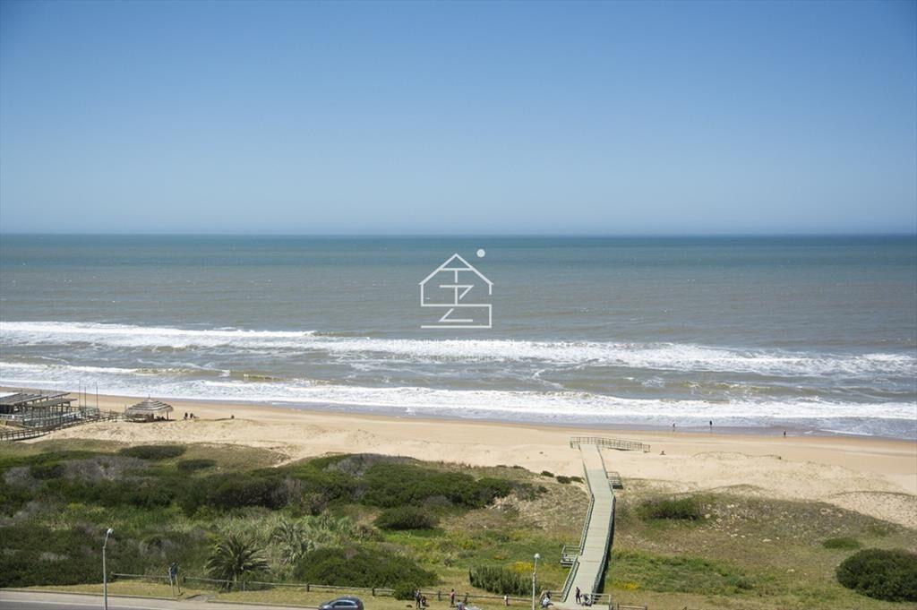 Le Parc III, departamento de 3 dormitorios en venta, Punta