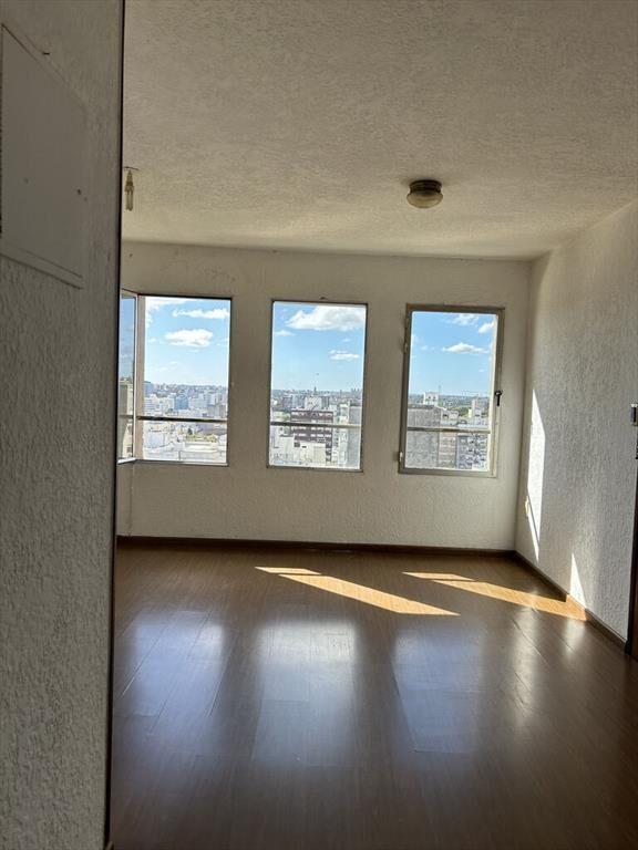VENTA APARTAMENTO 1 DORMITORIO MERCEDES Y EJIDO CON RENTA