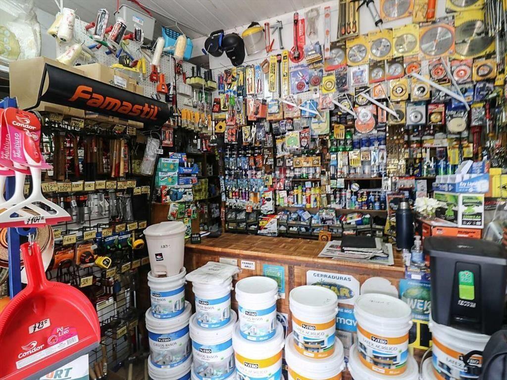 Venta Llave y local de Ferretería en Sayago