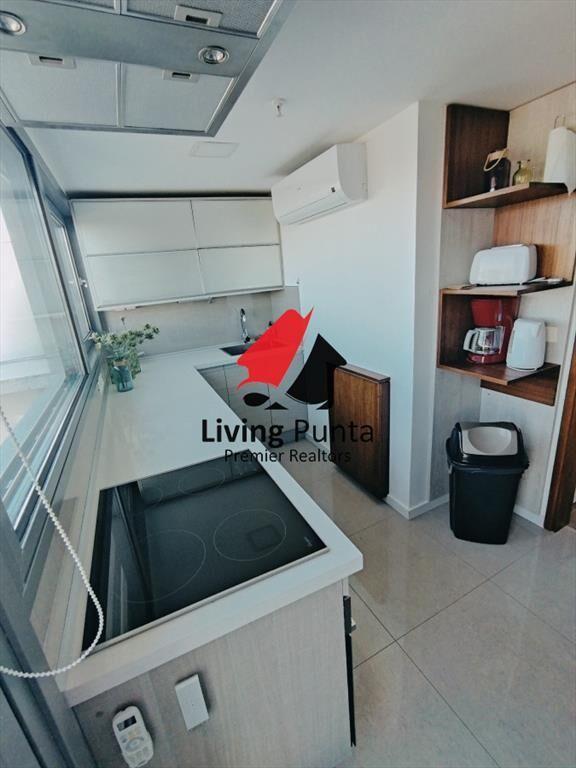 VENTA DE HERMOSO PENTHOUSE DE 2 DORMITORIOS CON BAÑOS EN S