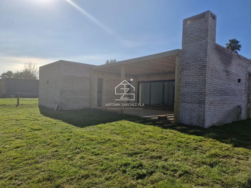Casa a Estrenar en Barrio Pinares   Â? Moderna, y