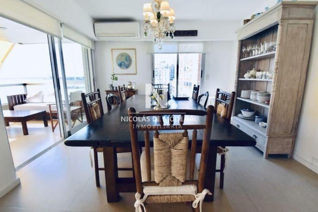 Hermoso departamento en venta 4 dormitorios, del