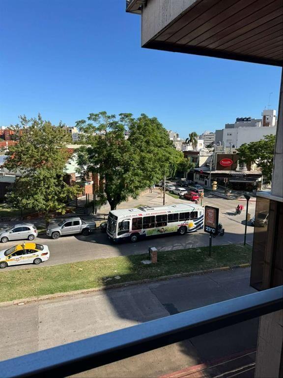 Venta Apartamento Pocitos 2 Dormitorios 2 Baños Garaje