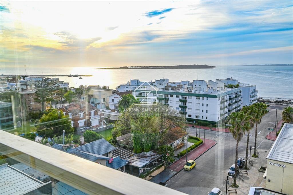 Hermoso Apartamento en Venta en Zona Puerto