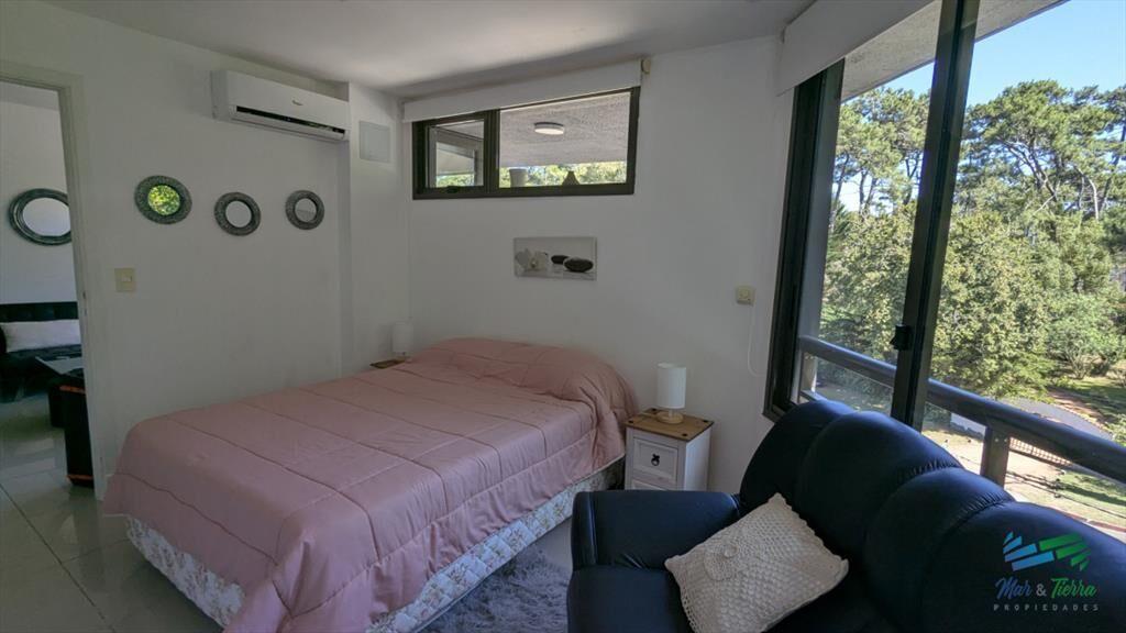 Venta de apartamento 1 dormitorio 2 baños en avenida Pedra