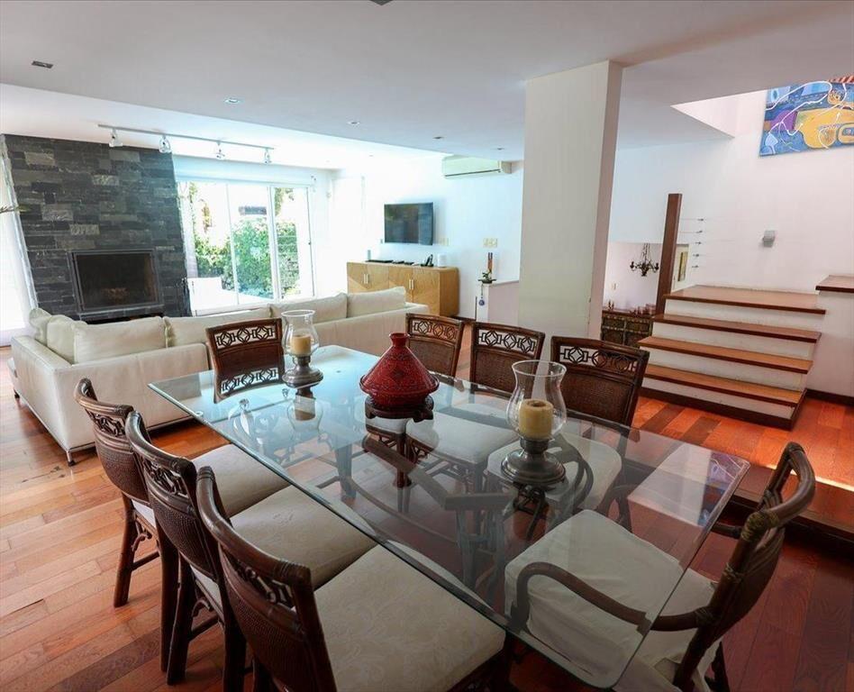 Venta Casa 5 dormitorios Carrasco