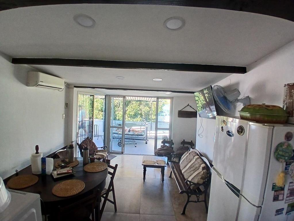 Venta de Casa en La Blanqueada con Garage y Barbacoa