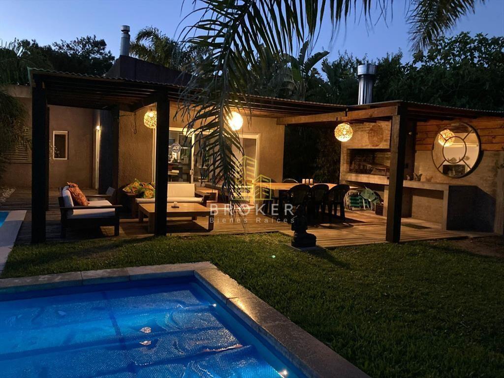 Alquiler de temporada y venta de hermosa Casa en
