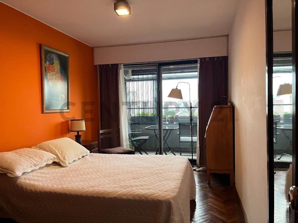 Venta de apartamento al frente Pocitos Nuevo,3 dorm, garage,