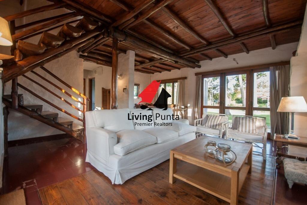 Casa en ALQUILER a sólo 150 mtrs del Mar