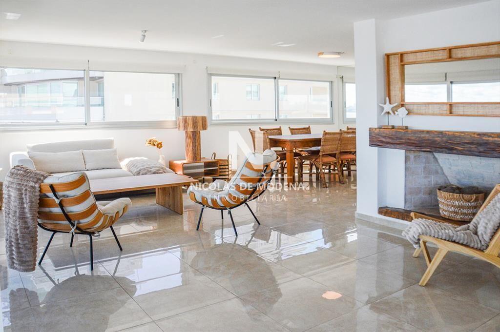 Espectacular apartamento en venta frente al