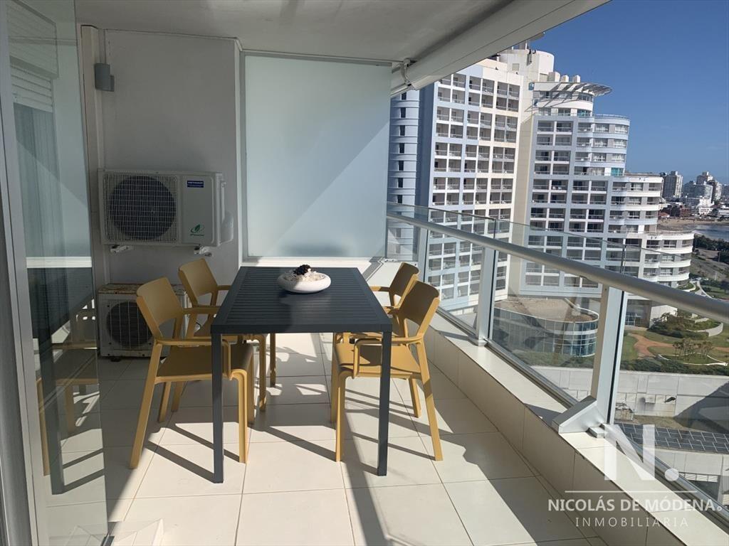 SEASONS TOWER PISO ALTO ALQUILER MANSA PARADA 3