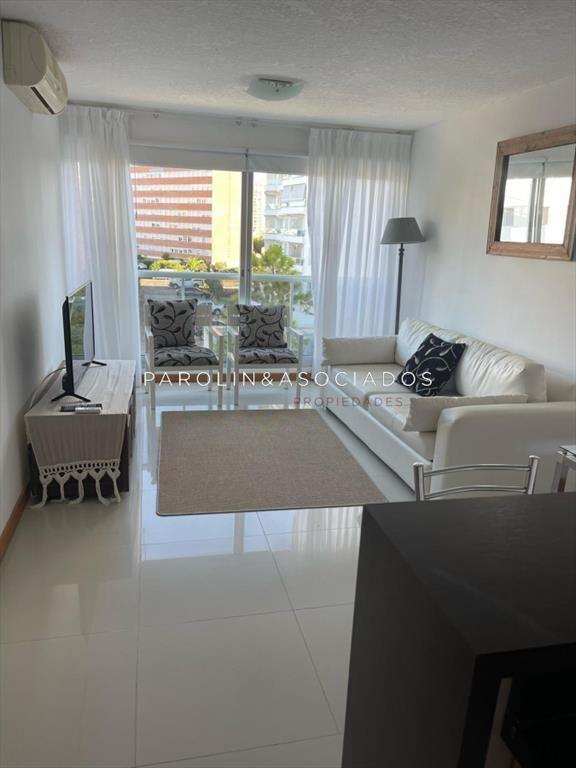 Apartamento en alquiler anual Punta del este