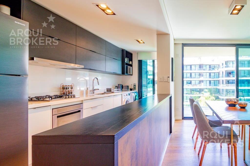 Venta  apartamento dos dormitorios en Puerto del Buceo  con