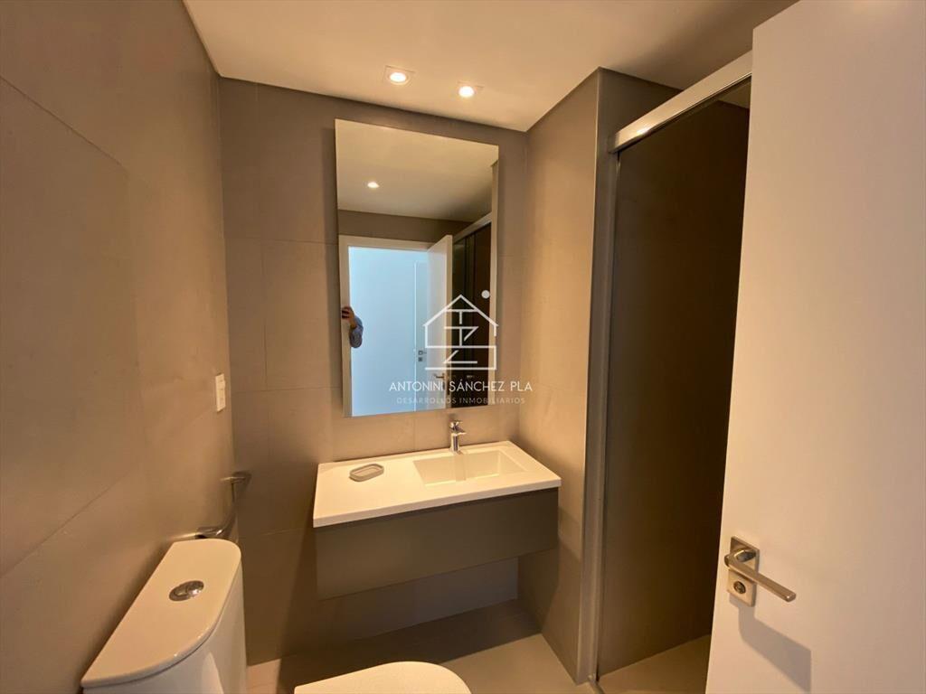 Alquiler apartamento tres dormitorios Punta del