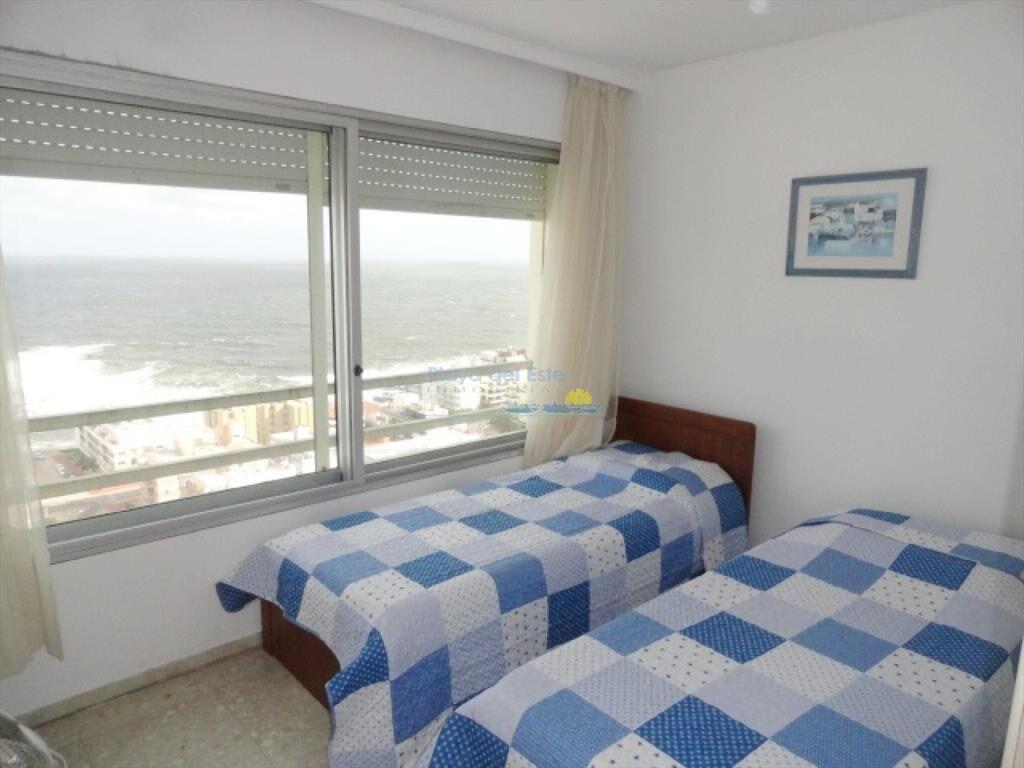 Piso alto con hermosa vista