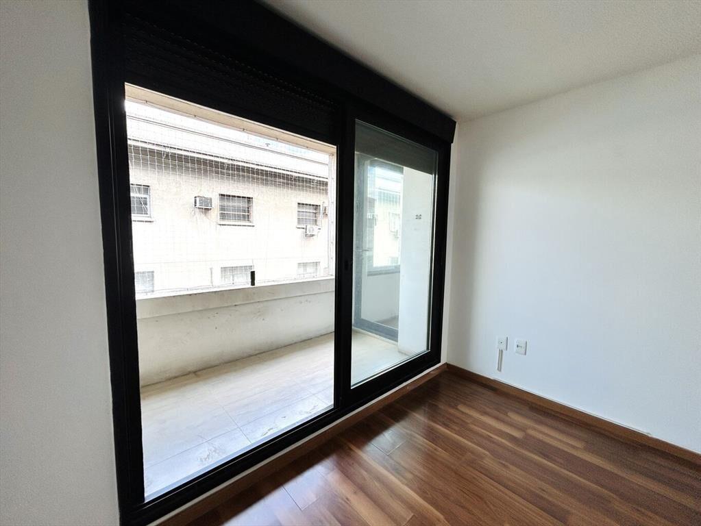 Venta apartamento 4 dormitorios en Ciudad Vieja con renta
