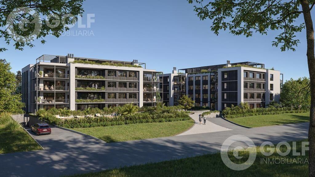 Venta de apartamento de 3 dormitorios en Carrasco Norte