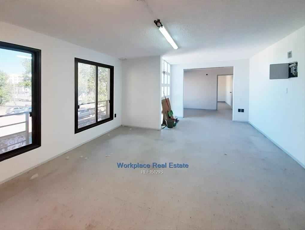 Venta oficina - Ciudad Vieja - Rambla Puerto con renta