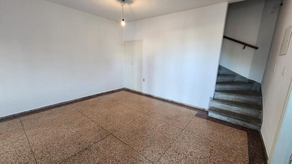 Venta Casa 2 dormitorios con balcón y azotea en excelente z