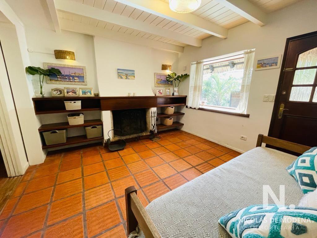 Casa En Venta De 3 Dormitorios Con loft, Ubicada En Mansa,