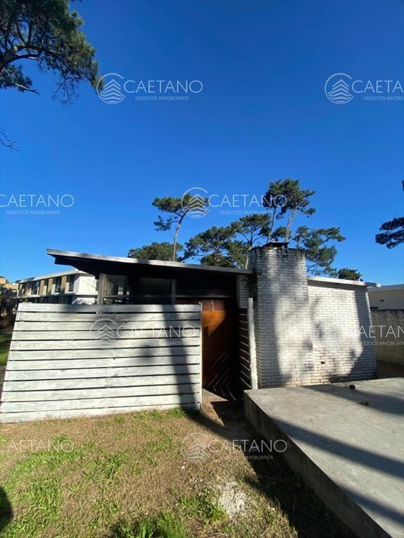 Oportunidad venta terreno Punta del Este con casa