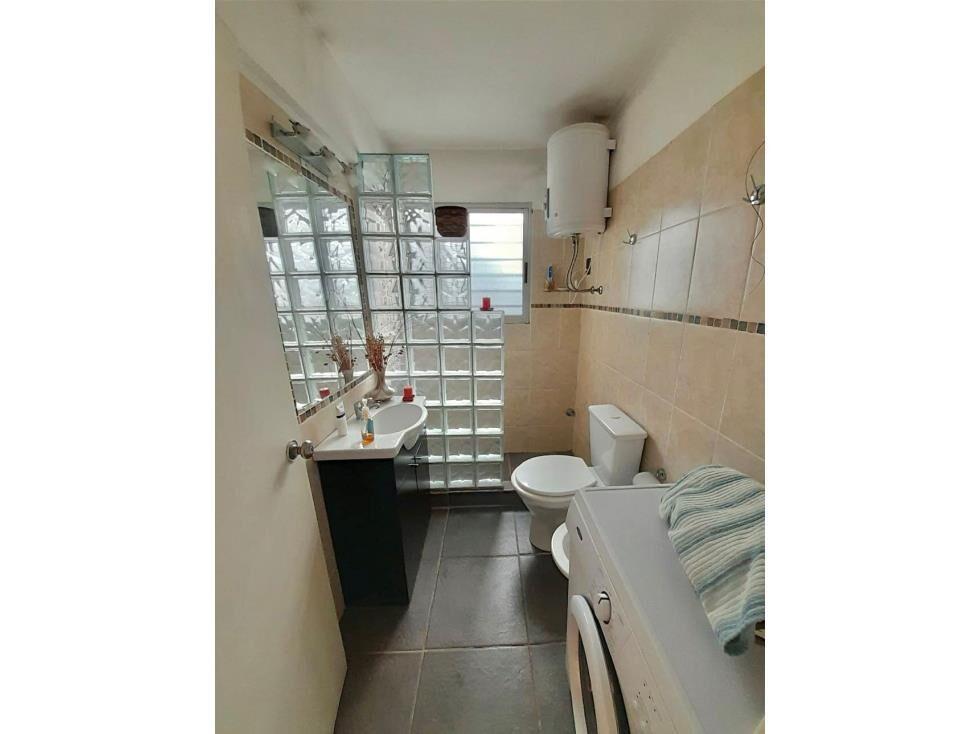 VA1375 Venta apto 2dorm, muy luminoso Jacinto Vera