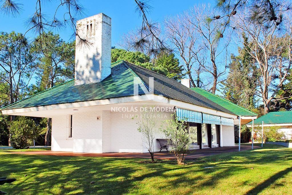 En venta chalet de 3 dormitorios en Brava, Punta