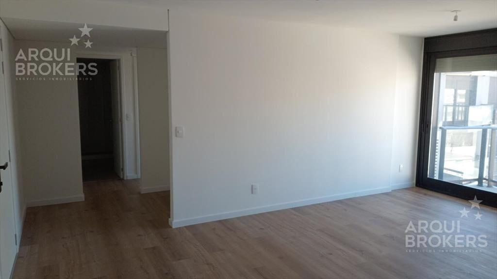 Apartamento de 2 dormitorios en venta en Centro