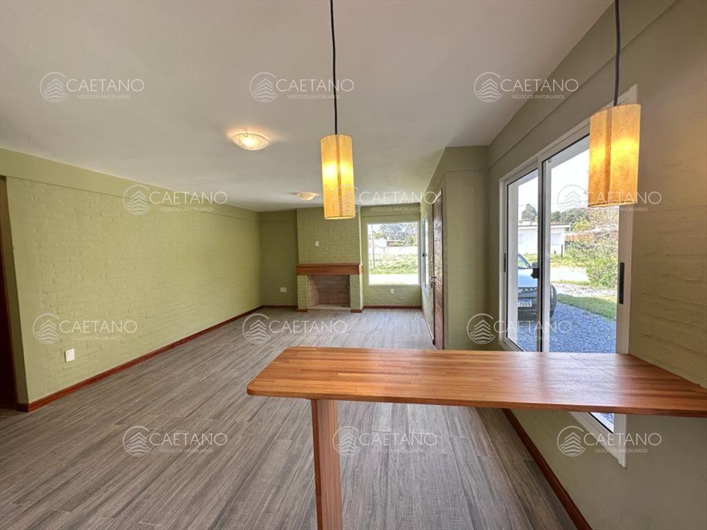 Venta casa - 2 Dormitorios 2 BaÃ±os + Parrillero - PiriÃ¡po