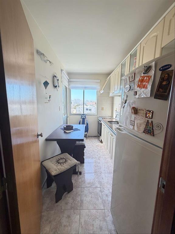 Alquiler anual de Apto Equipado - 1 dormitorio - Frente a l