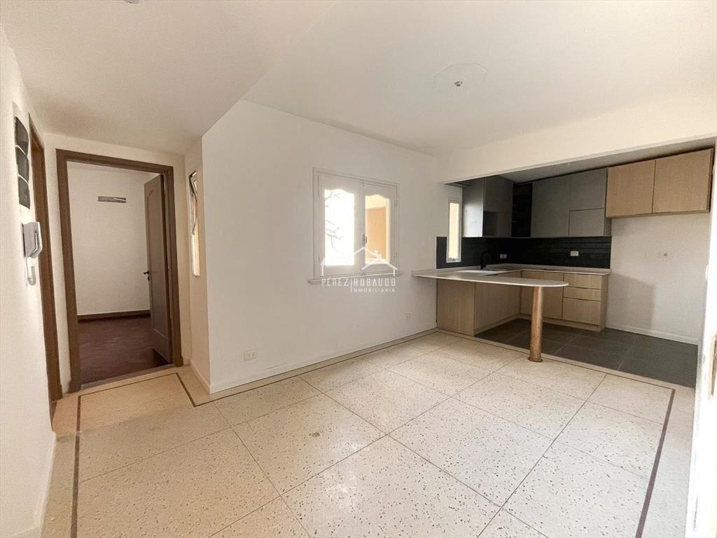 Venta de Apartamento 1 dormitorio 40m² ( Reciclado como nue