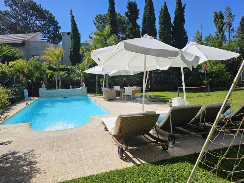 Casa en Punta del Este, Alborada