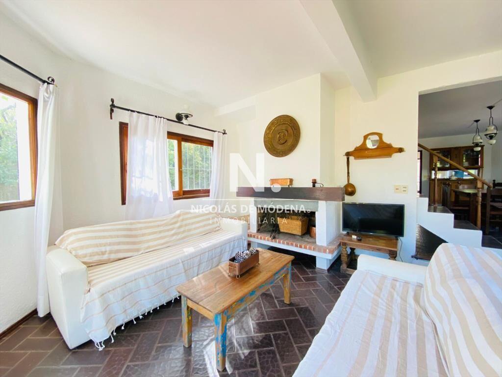 Venta Casa en El Chorro - 5 dorm.