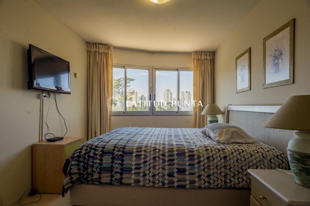 Apartamento 3 dormitorios, Roosevelt. Punta del