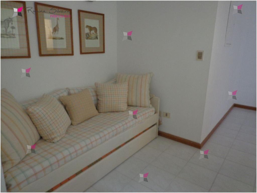 VENTA DE APARTAMENTO DE 3 DORMITORIOS EN PUERTO PUNTA DEL E
