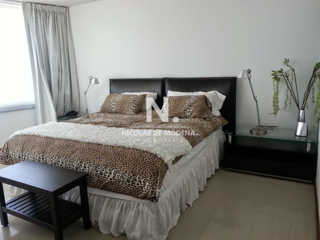 En venta Apartamento en Brava de 3 dormitorios,