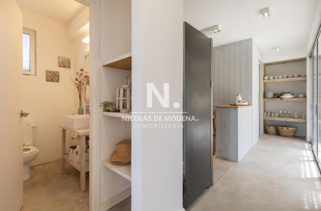 En venta casa de 4 dormitorios en Pinar del Faro.